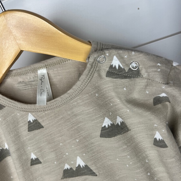 Rylee + Cru, NWOT, never worn. Snowy Mountain Print Baby set - Picture 5 of 10